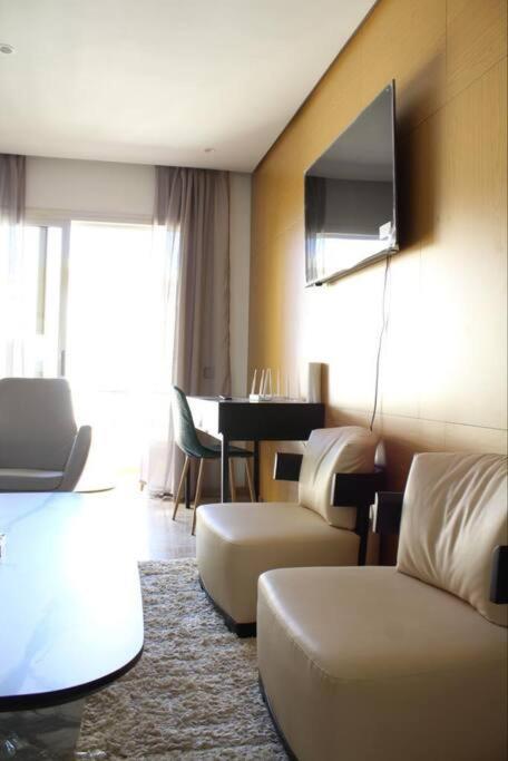Appt 22 Bloc G- Hicherraton Plage Residence Bella Vista, Bouznika Bay الصخيرات المظهر الخارجي الصورة